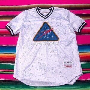 2017-18 Black Pyramid Jersey Shirt Men's L White Chris Brown Embroidered AOP0
